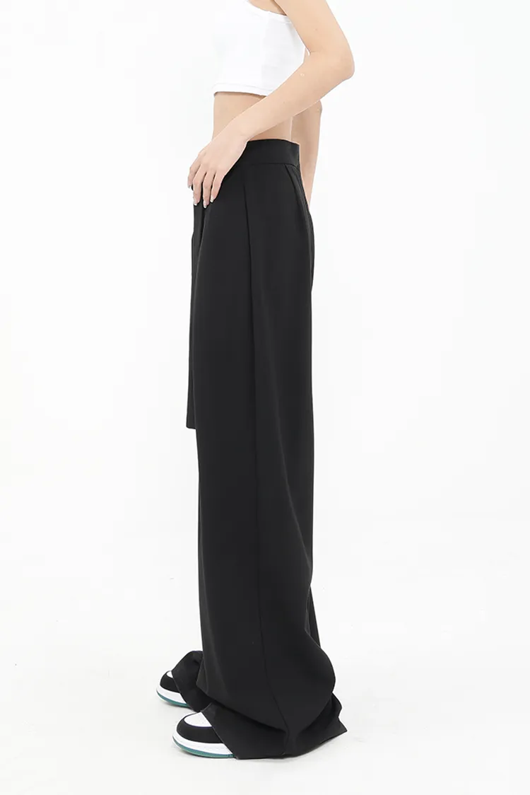 Loose Pleated Wide-Leg Pants with Asymmetric Belt