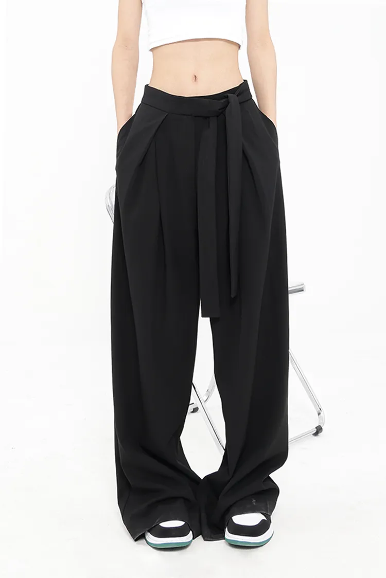 Loose Pleated Wide-Leg Pants with Asymmetric Belt