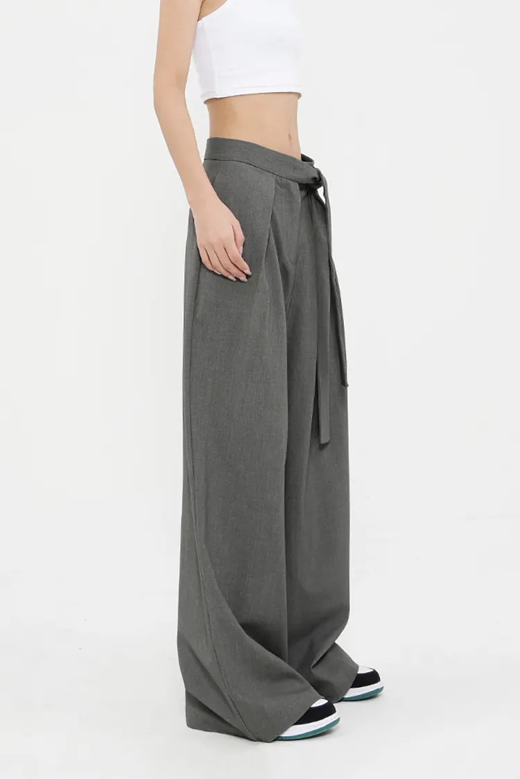 Loose Pleated Wide-Leg Pants with Asymmetric Belt