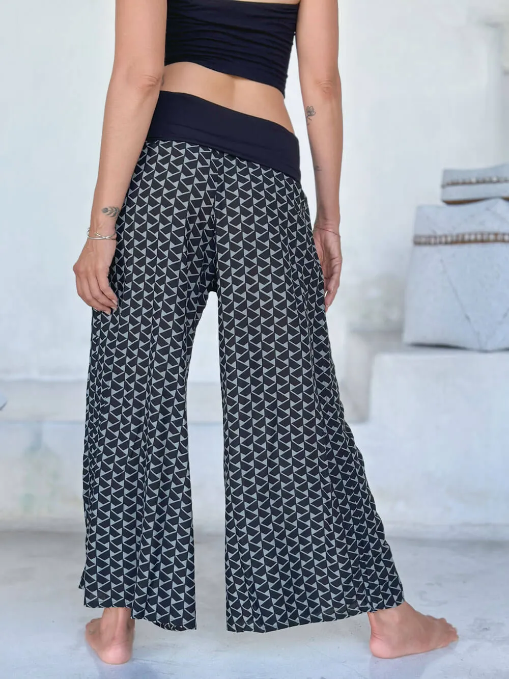 Zig Zag Print Ruched Pant